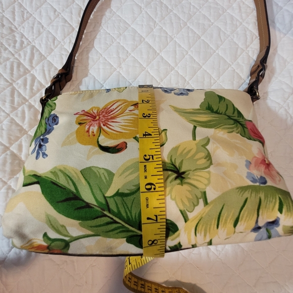 Fossil Cream Floral Print Canvas Shoulder Bag - Picture 10 of 12